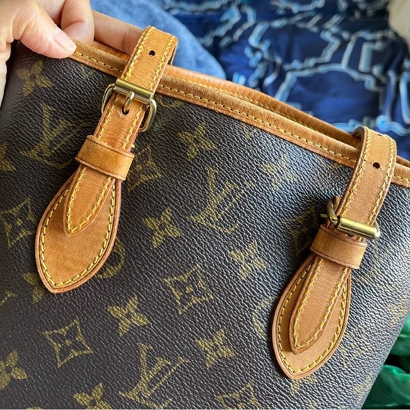 WOW POSHMARK - Authentic Louis Vuitton Bucket Bag - Picture 10 of 16